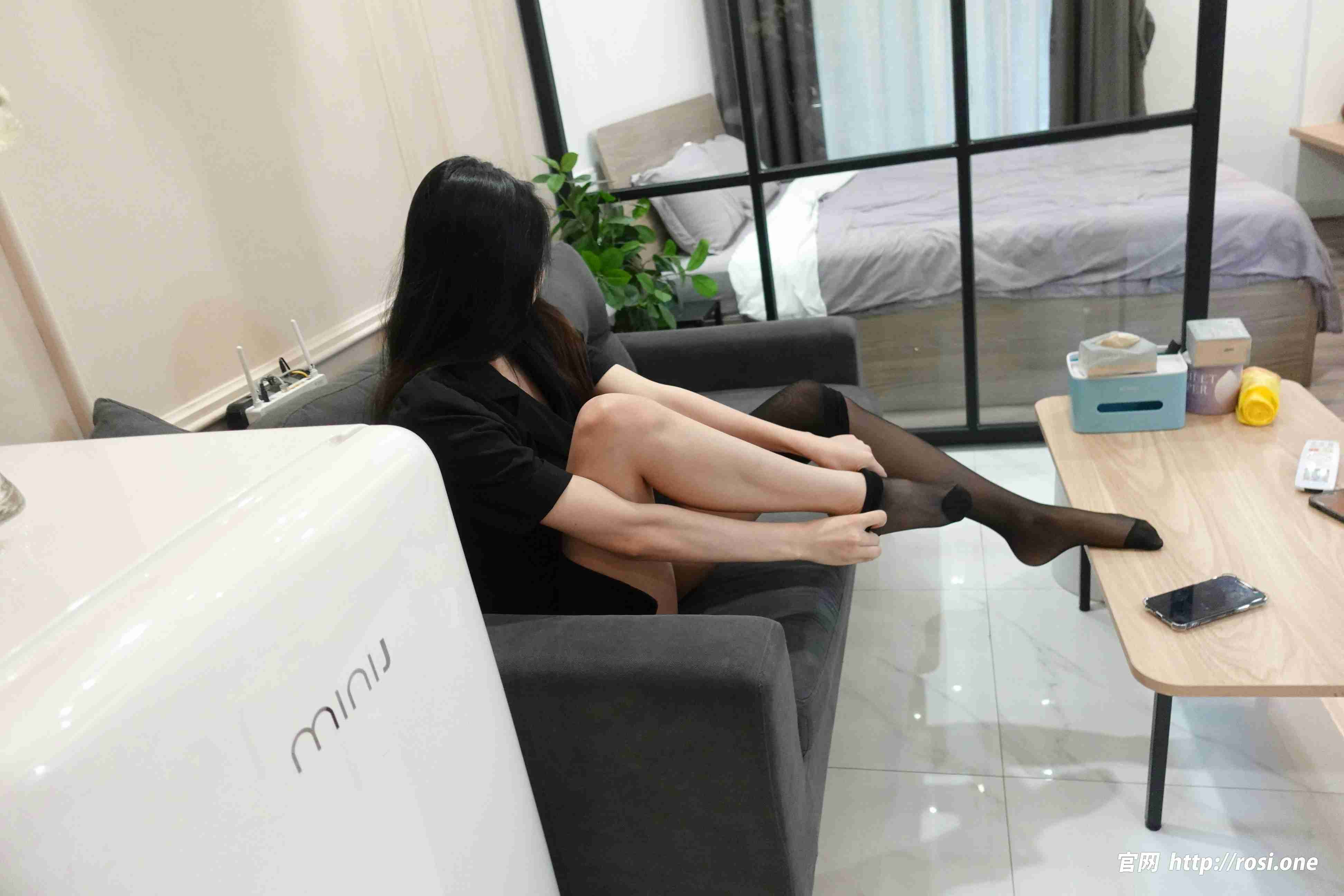 图片[2]-穿黑丝的琪琪-樱花写真